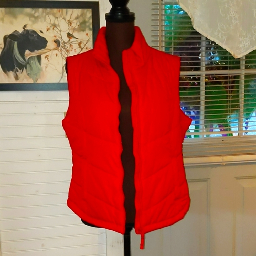Aeropostale Bright Red Quilted Puffer Vest